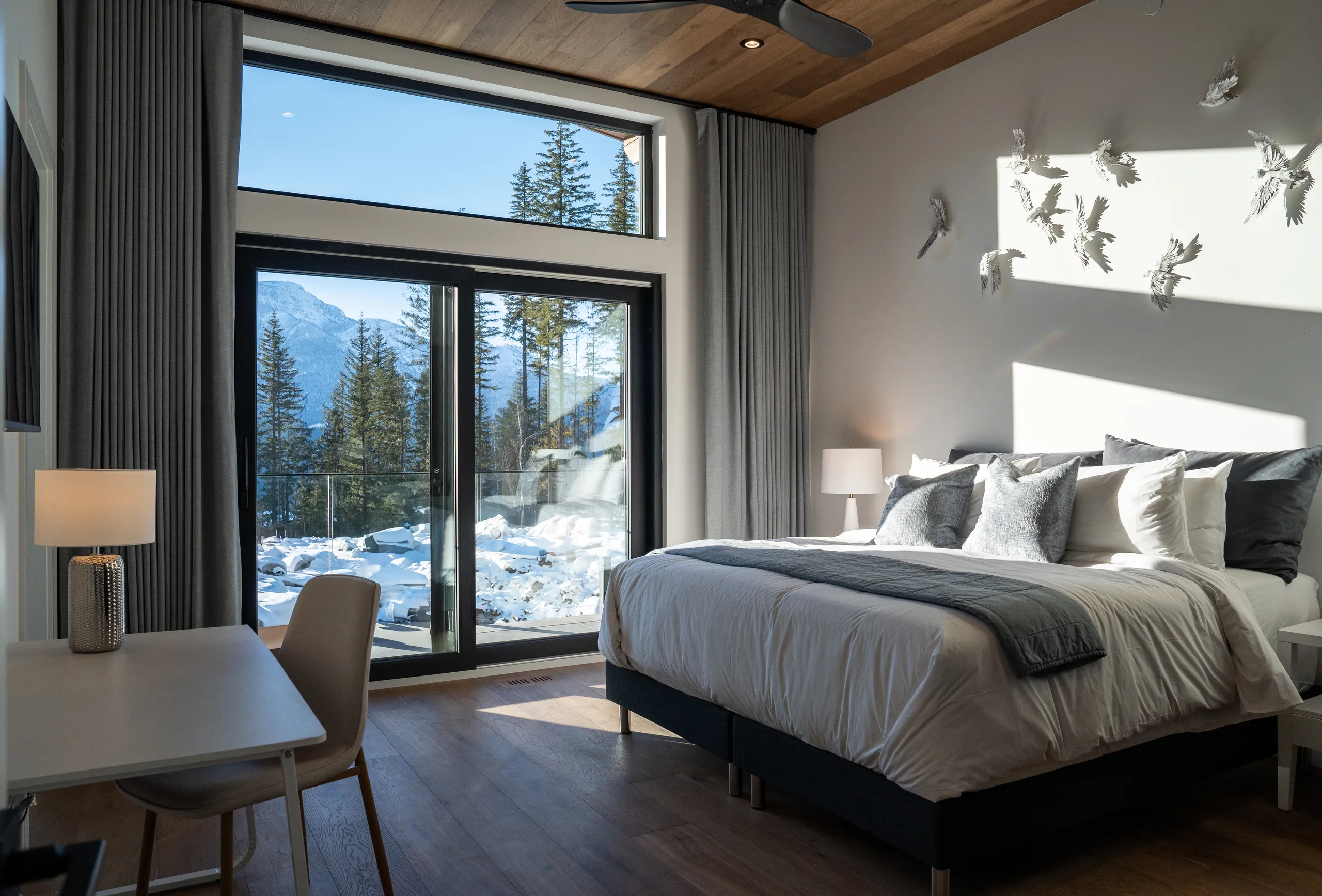 sitka-spruce-mountain-chalet-keri-knapp-interior-102